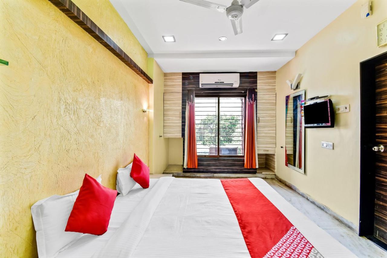 Oyo 61308 Hotel Rw International Hingoli Екстериор снимка