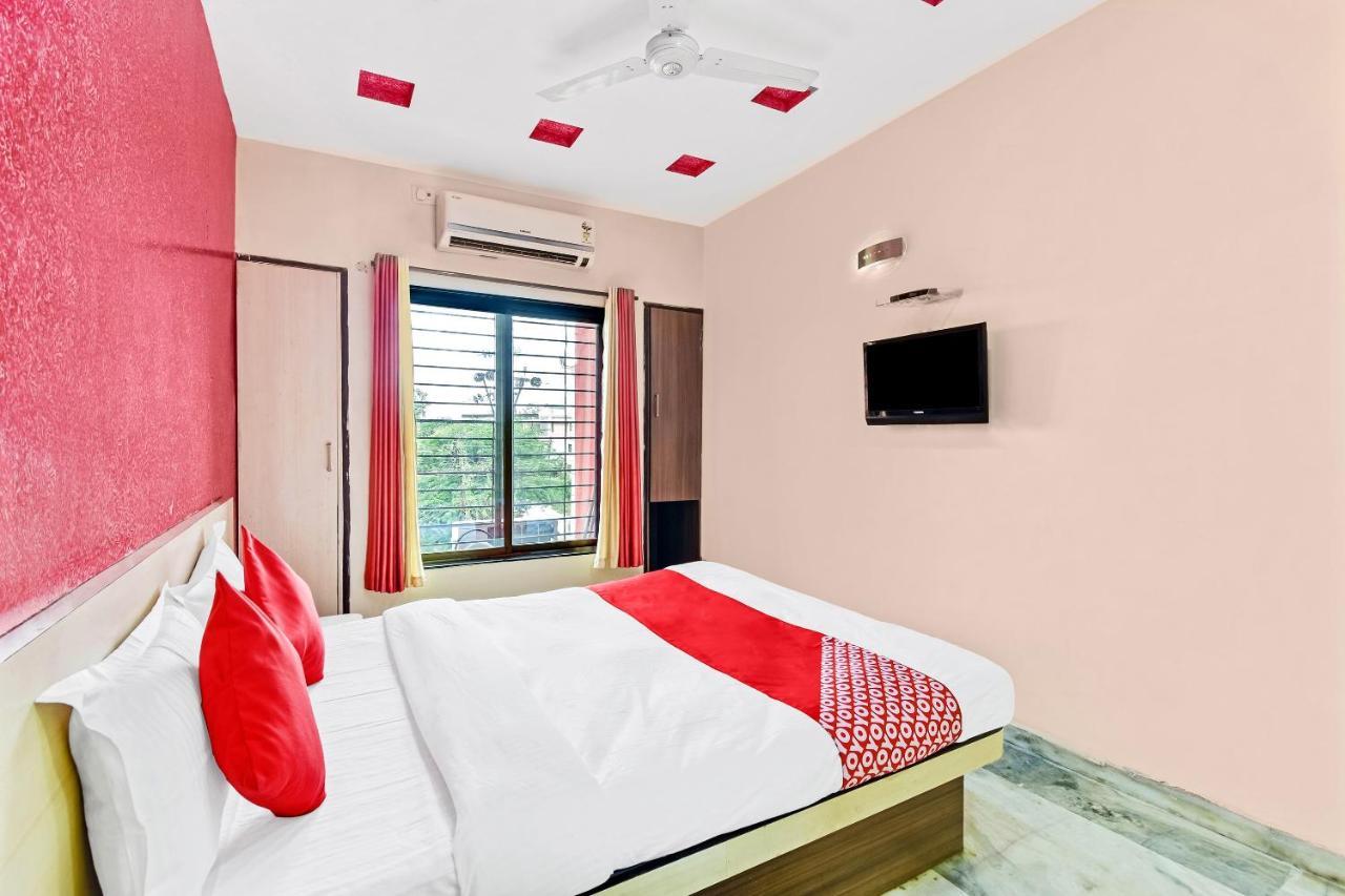Oyo 61308 Hotel Rw International Hingoli Екстериор снимка